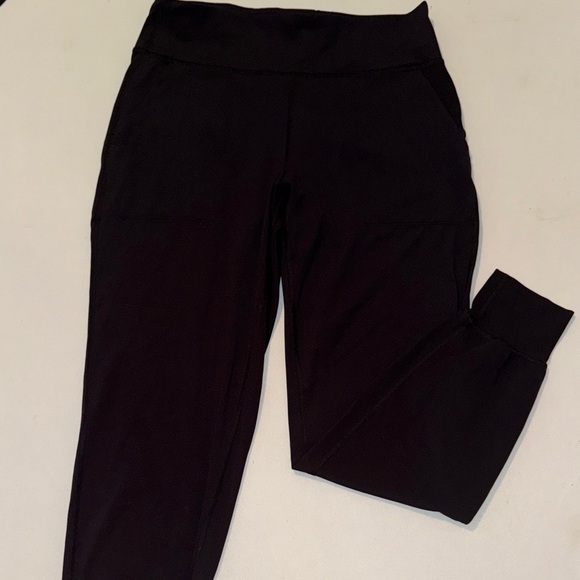 Like New Lululemon Align Jogger 28" Black - Picture 1 of 5